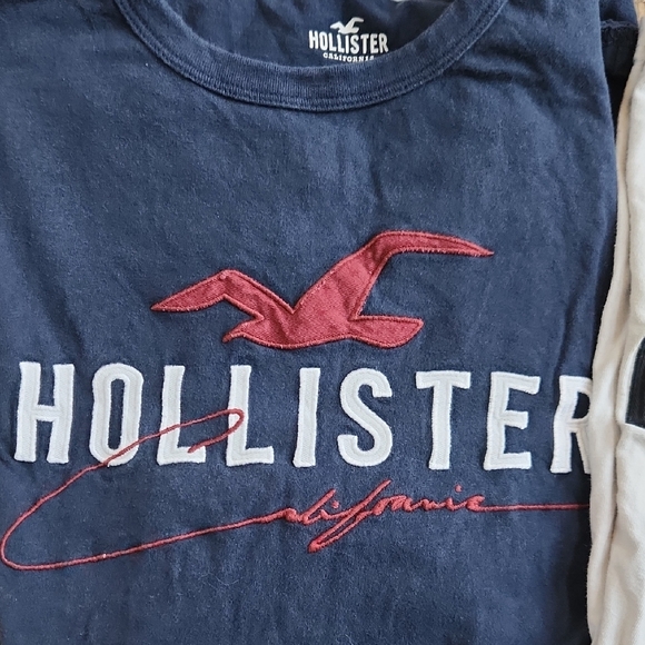 Hollister MENS' Navy and White Logo Tees - Picture 3 of 9